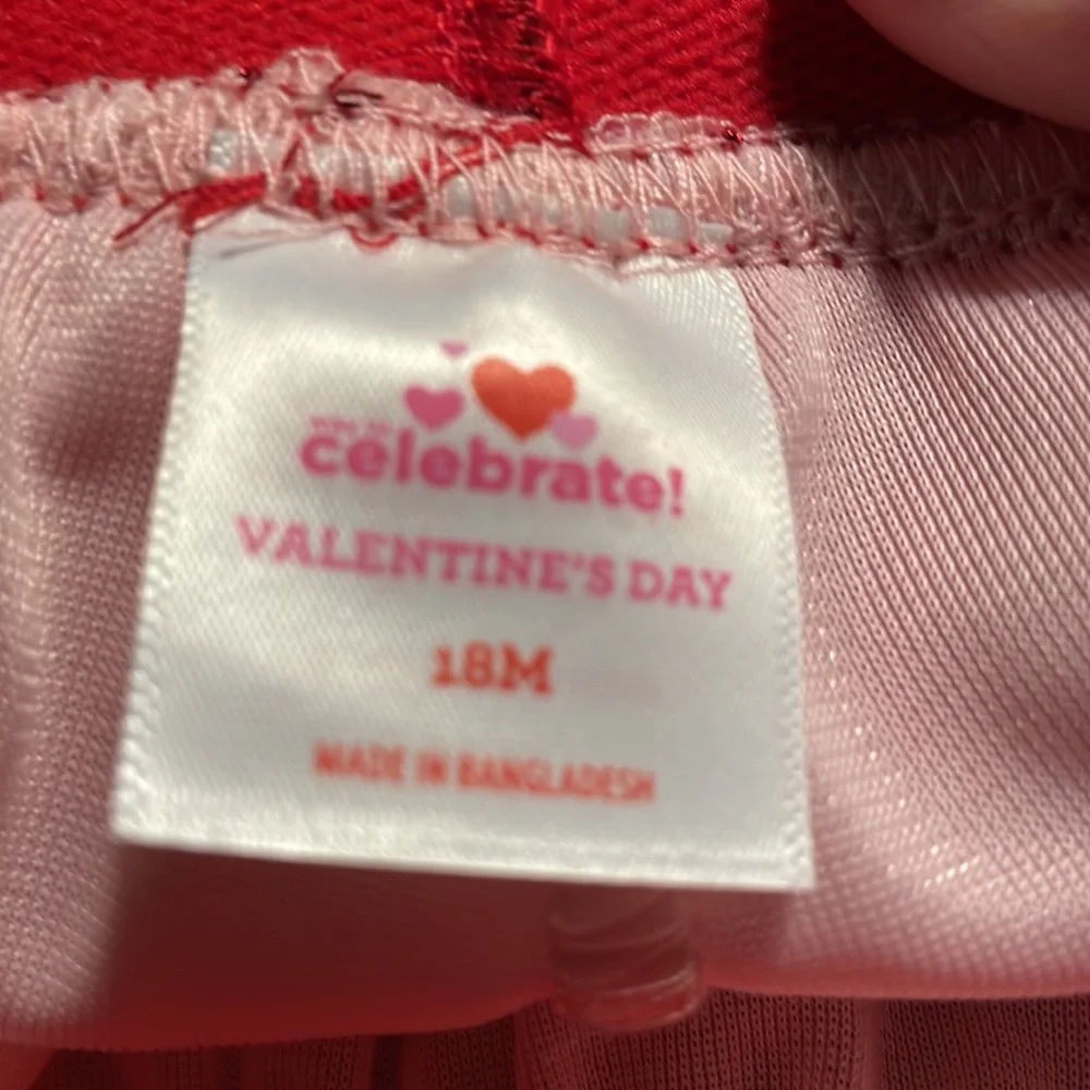 Valentine’s Day “Team Daddy” 3 Piece Outfit Size 18 Months - Picture 8 of 16